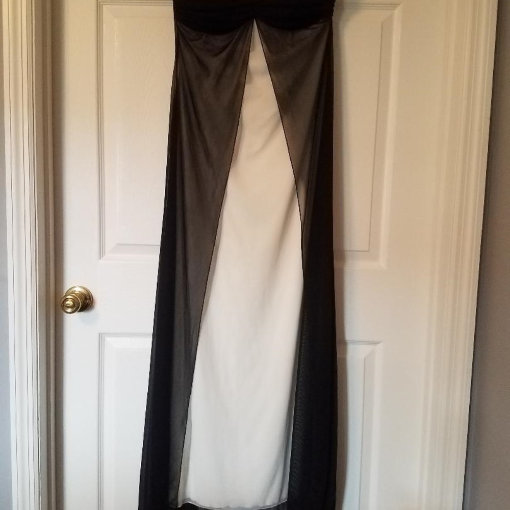 black/cream shear